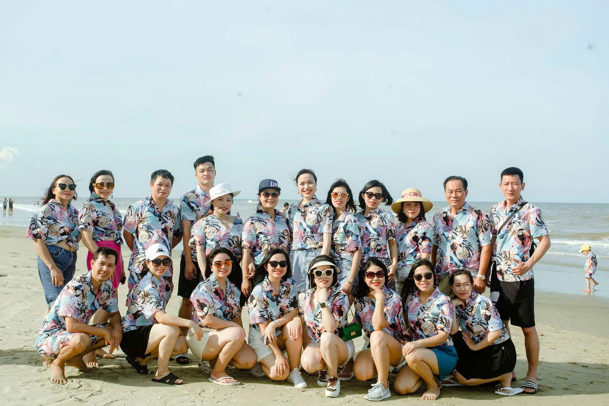 Đội Ngũ Nhân Viên